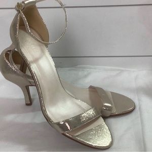 Classy silver wedding prom heels